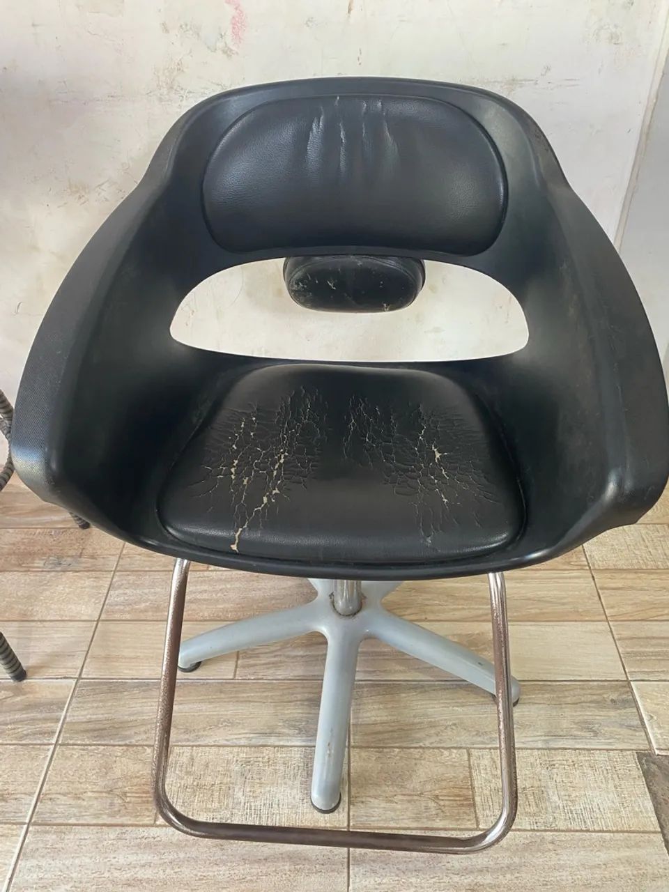 Cadeira p/ barbearia ? salão  - Foto 5