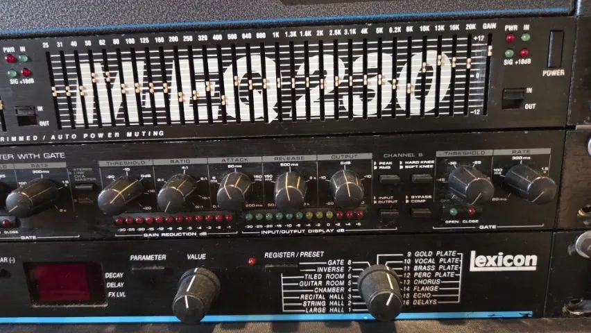Compressor limiter gate Alesis 3630 - Foto 3