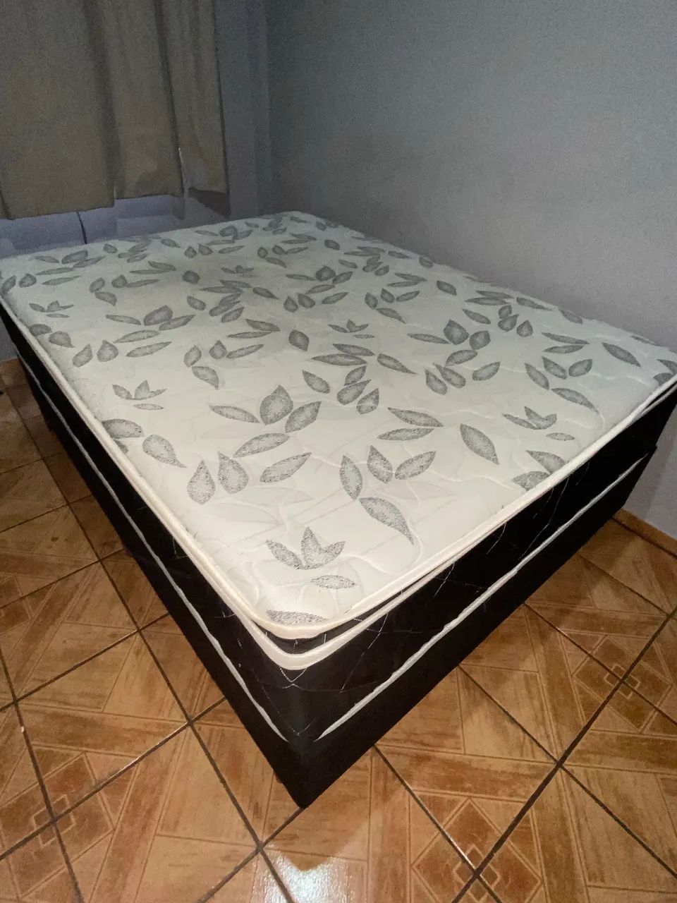 Cama box casal molas ensacadas