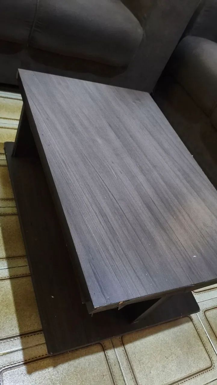 Mesa de Centro com Rodinhas