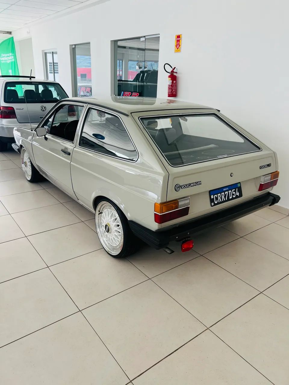 Volkswagen Gol Geração I BX 1.6 8V Álcool Mec. 2P 1984