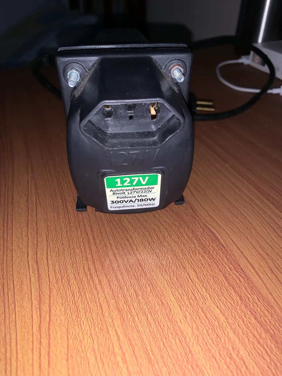 Transformador de energia Bivolt 220v para 127v - Foto 3