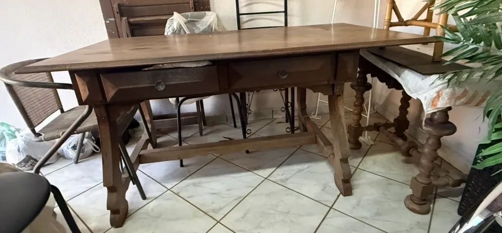 Mesa de madeira maciça  - Foto 2