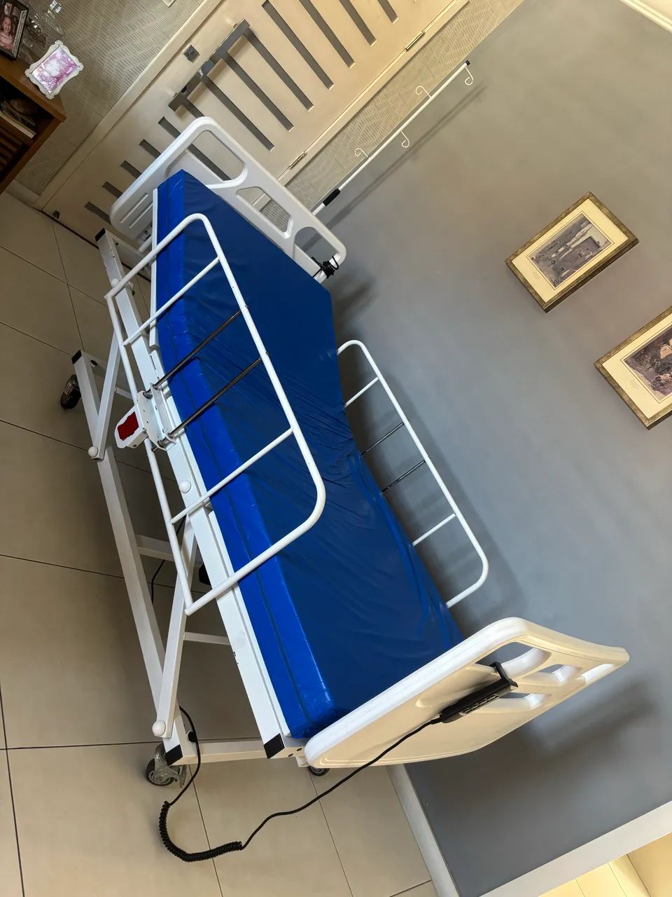 Vendo cama hospitalar 