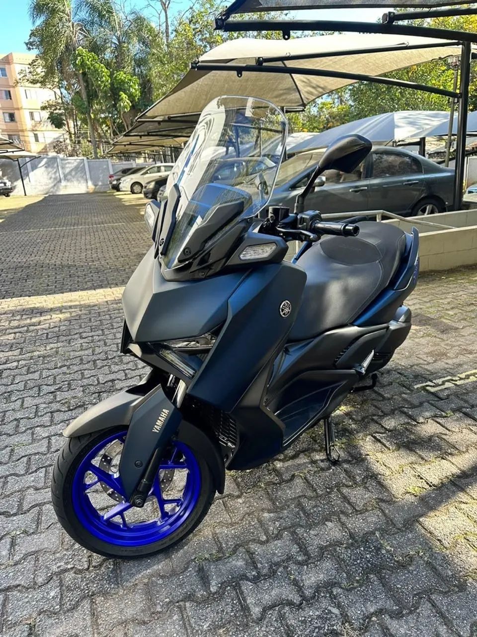 XMAX 250 ABS CONNECTED 2025 - Foto 3
