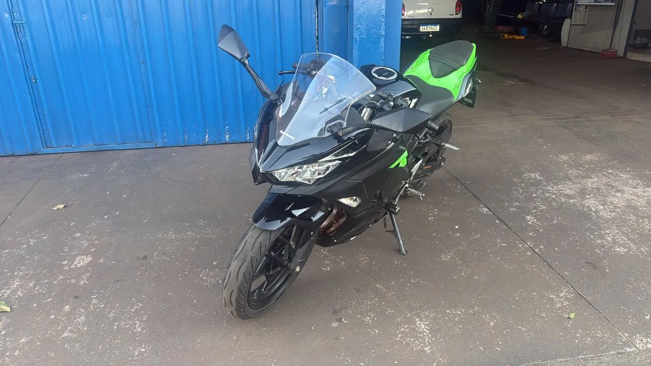 Kawasaki ninja 400 - Foto 3