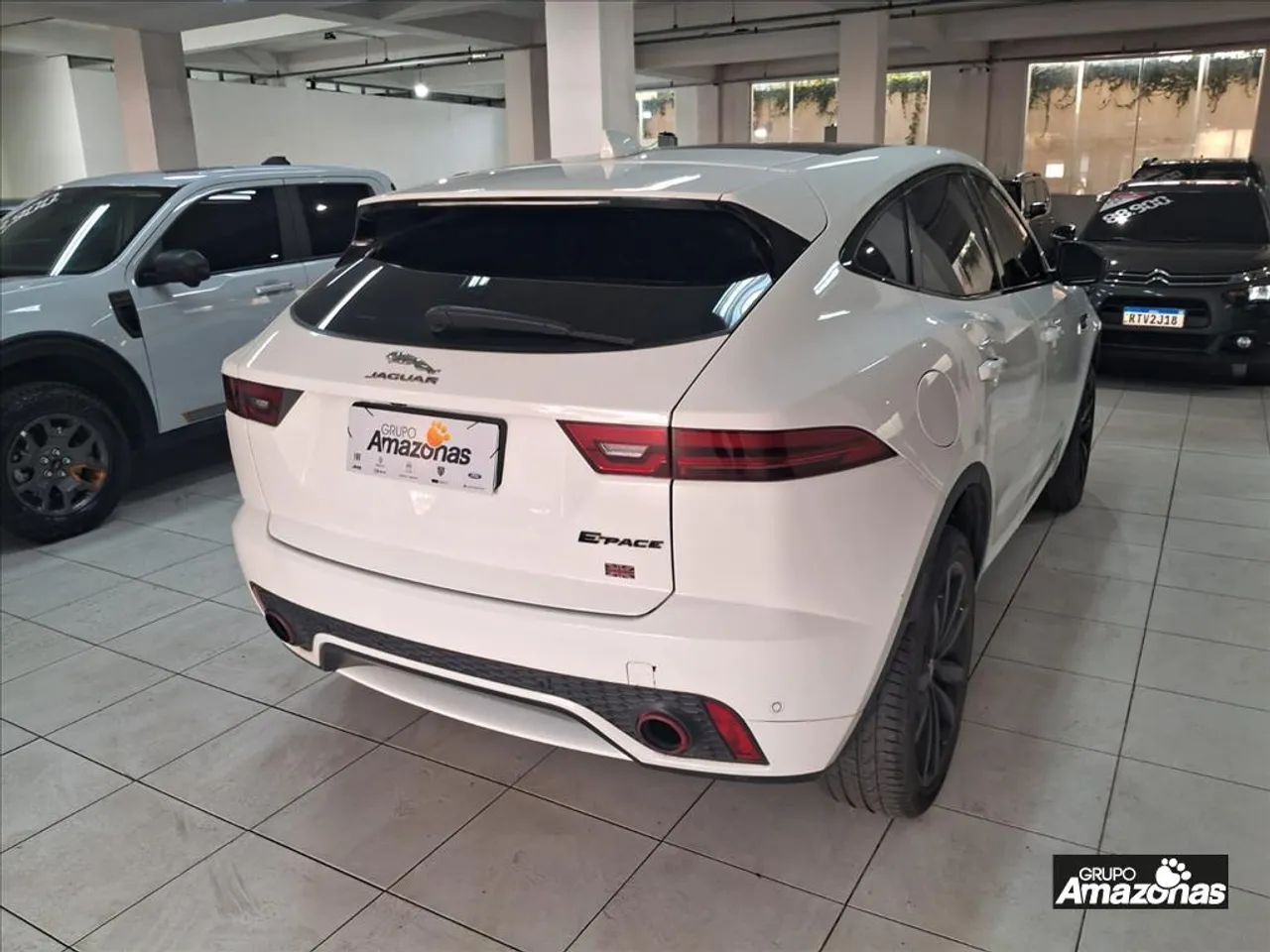 Jaguar E-Pace R-dynamic SE 2.0 AWD 300cv Aut. 2019 - Foto 5