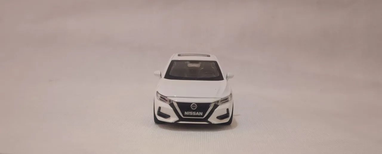 Nissan Sentra em metal- coleção  - Foto 3