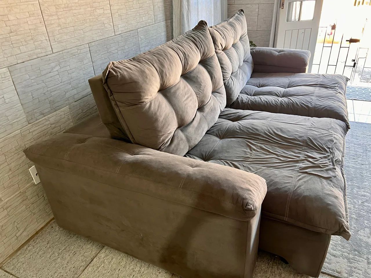 Sofá suede cinza  - Foto 3