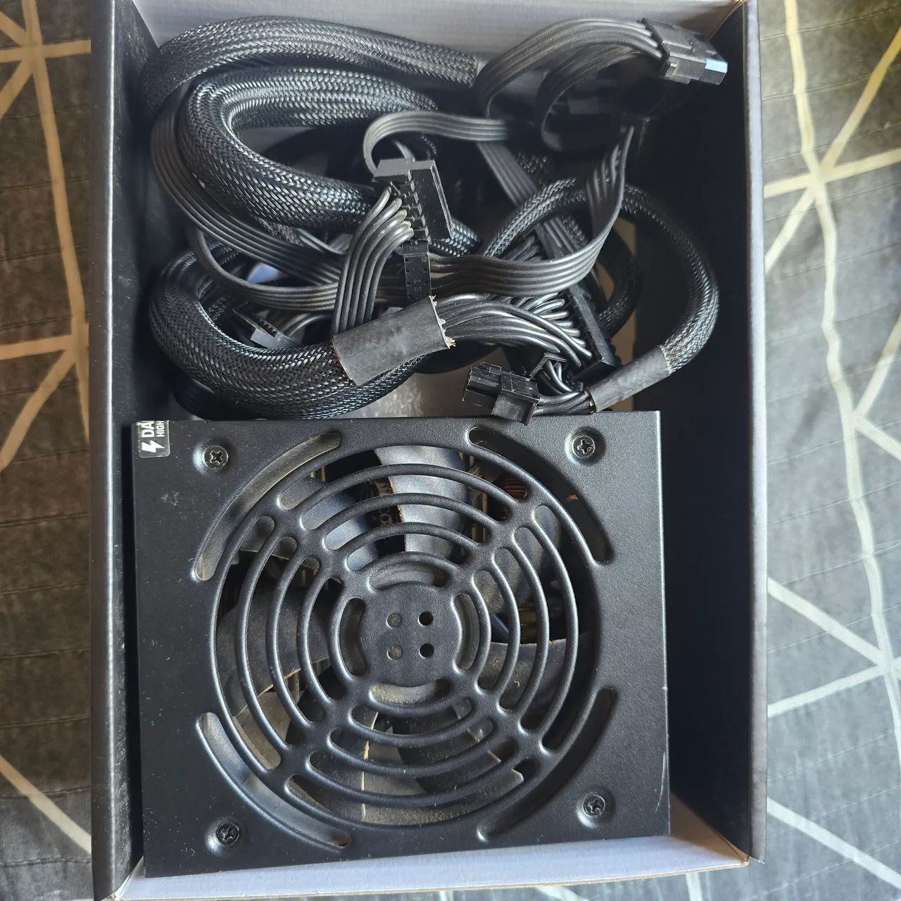 Fonte Corsair CV550w - Foto 2