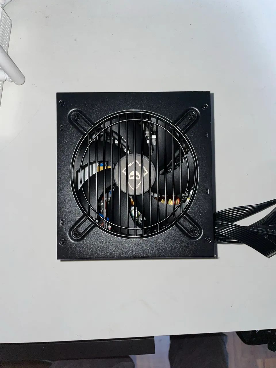 VENDO FONTE THUNDER MANCER 400w - Foto 2