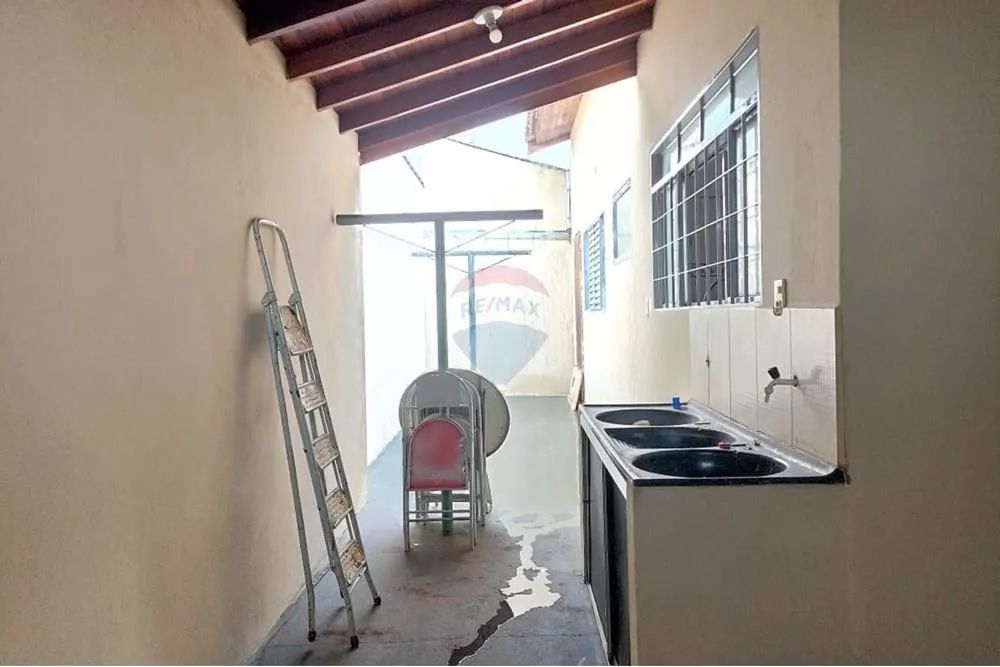 Casa com 2 quartos em localizaçao privilegiada! - Foto 3