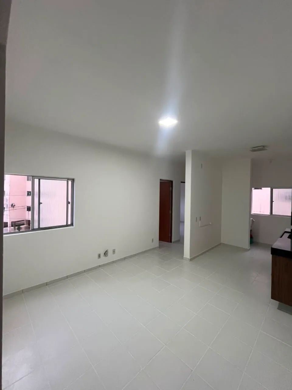 Condomínio Ilha Bela aluga belo apto com 2 quartos.