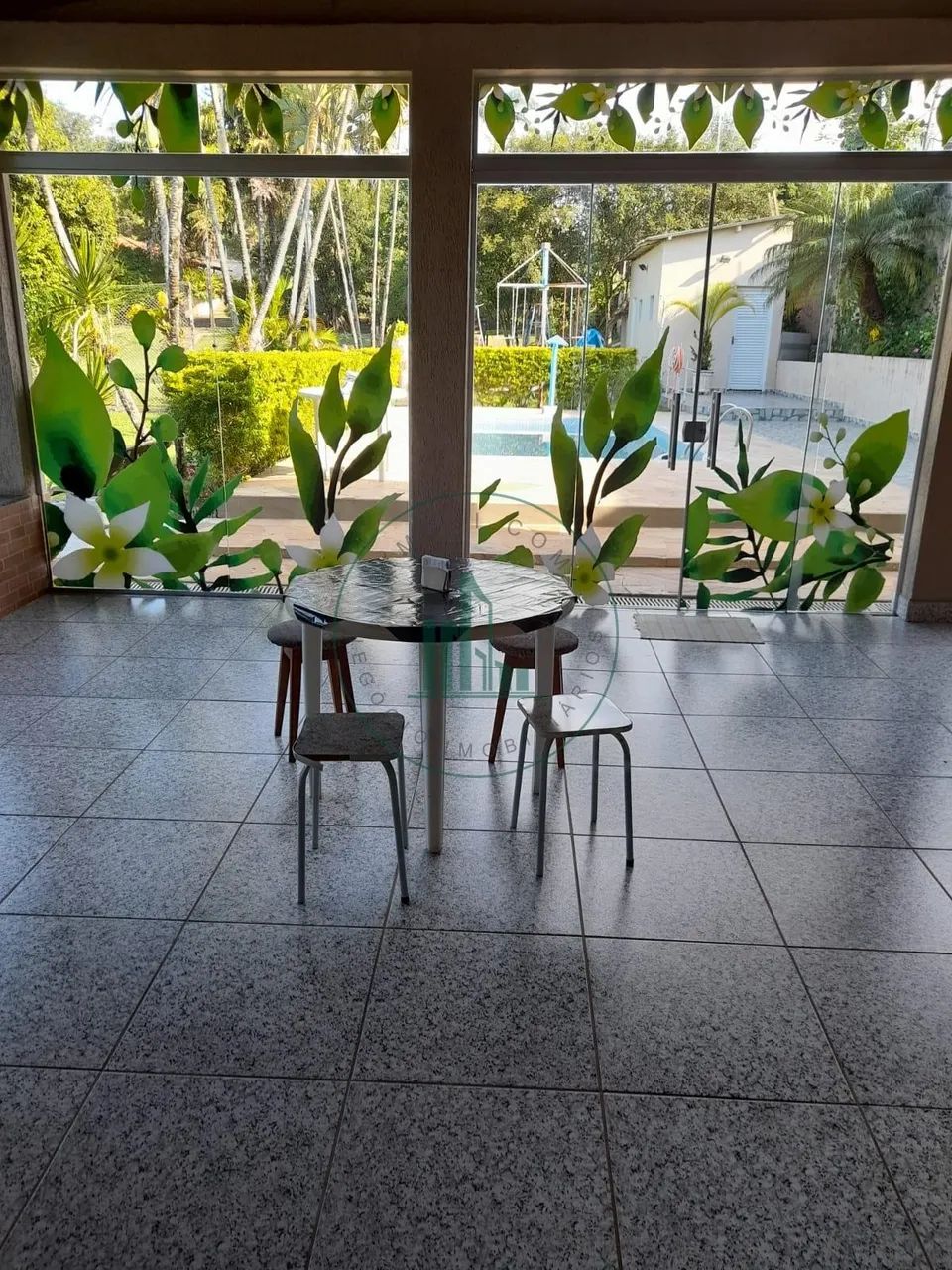 Linda Chácara 3.016m² com Piscina, Campo e árvores Frutíferas - Foto 2