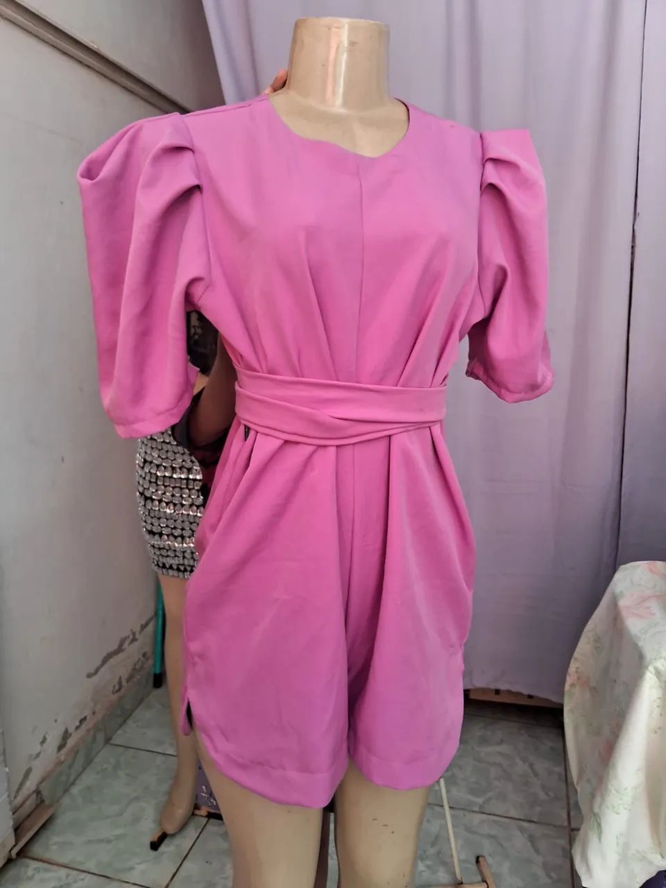 Roupa nova é usada uma vez  - Foto 2