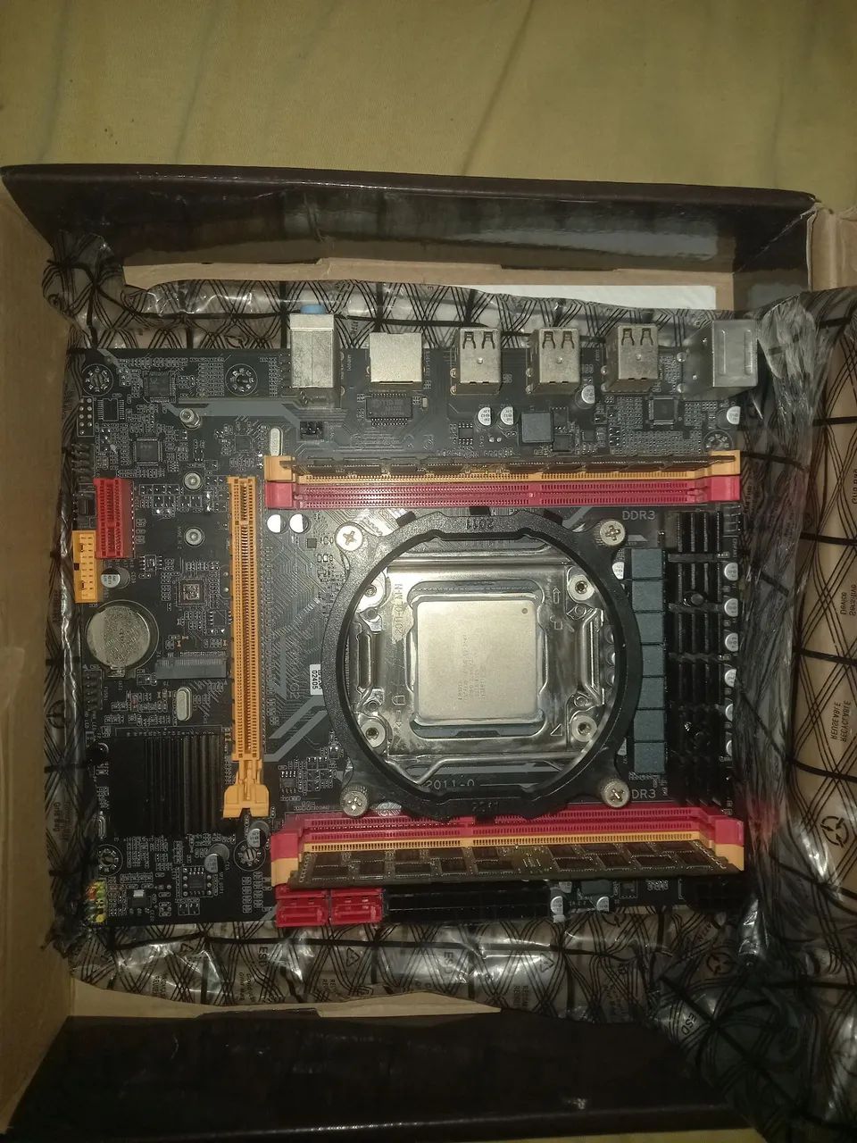 Kit xeon E5 2689 2.6GHZ com 16GB DDR3 