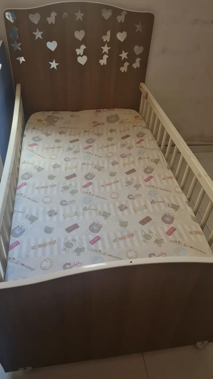 BERÇO E COLCHÃO INFANTIL 