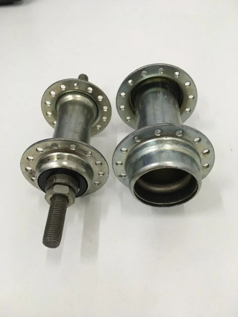 Par de Cubos 28 furos Originais Caloi Para Berlinetas. - Foto 3