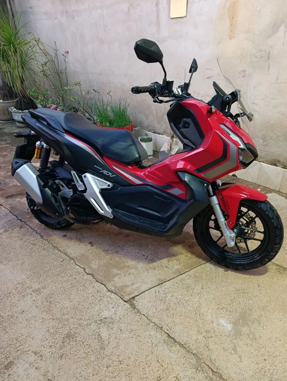 Vendo ADV 150  - Foto 2