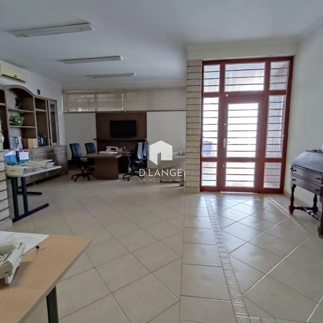 Casa para alugar em Campinas, Vila Itapura, com 4 quartos, com 352.56 m² - Foto 5