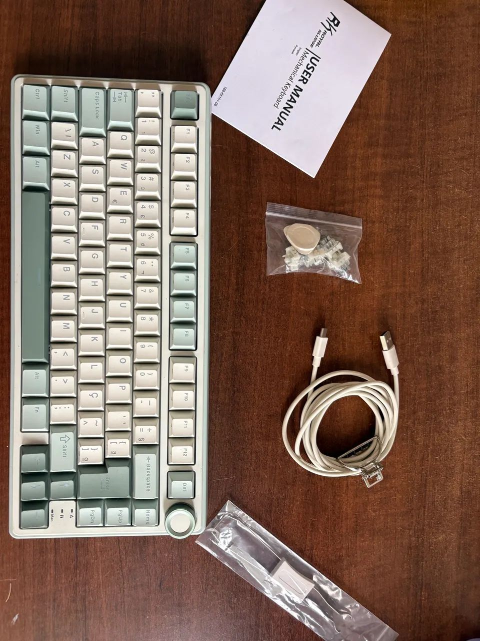 Teclado Mecânico 75% Rk Royal Kludge Verde Com Knob