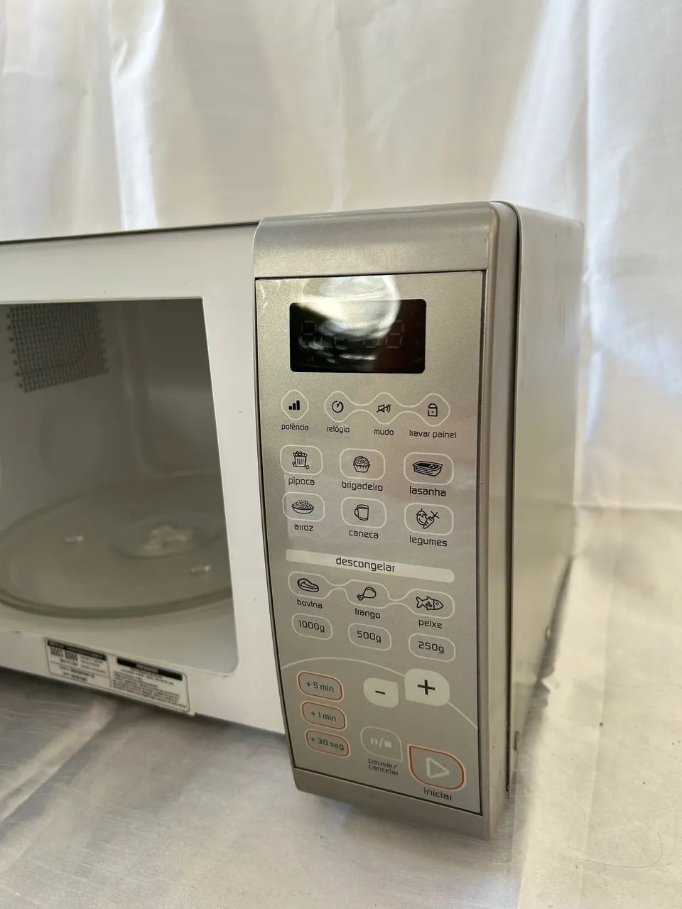 Microondas PRATA - Brastemp 20L - Foto 4