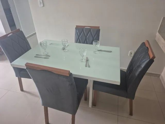 Mesa com 4 cadeiras - Foto 2