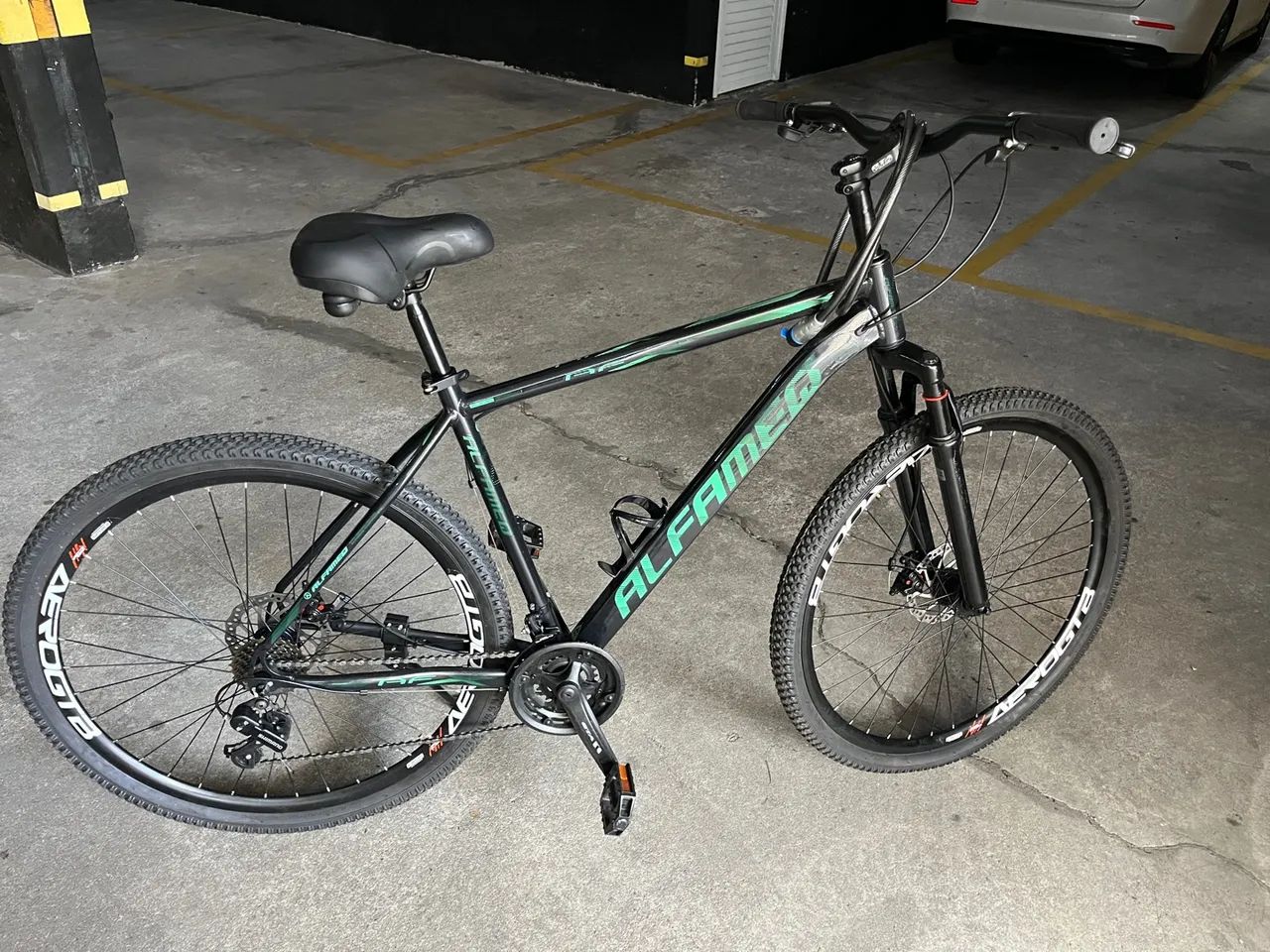 Bicicleta 18 marchas - Aro 29 - Foto 2