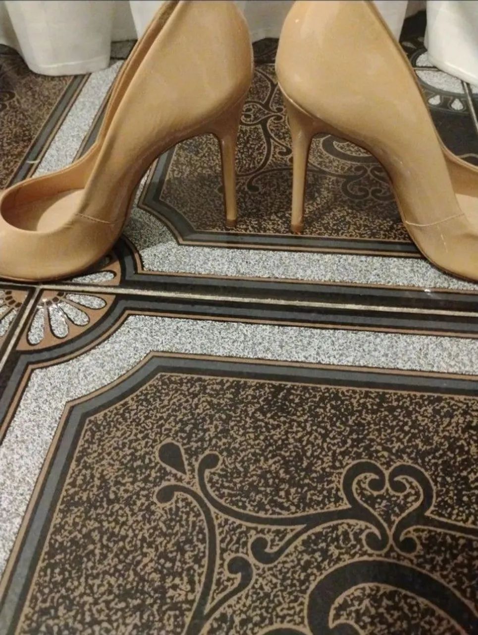Scarpin Schutz 