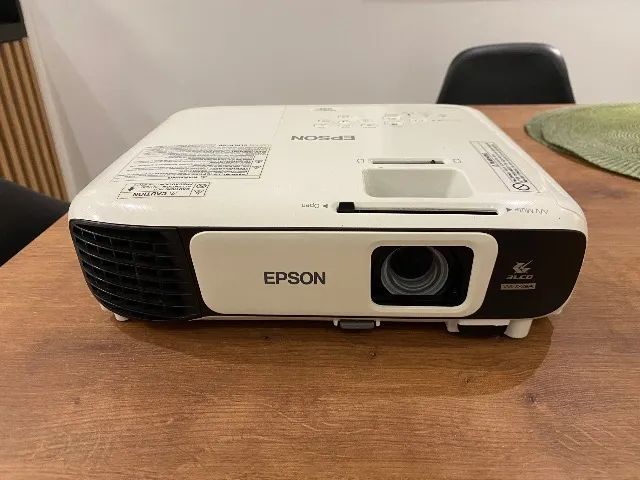 Projetor Epson PowerLite U42+