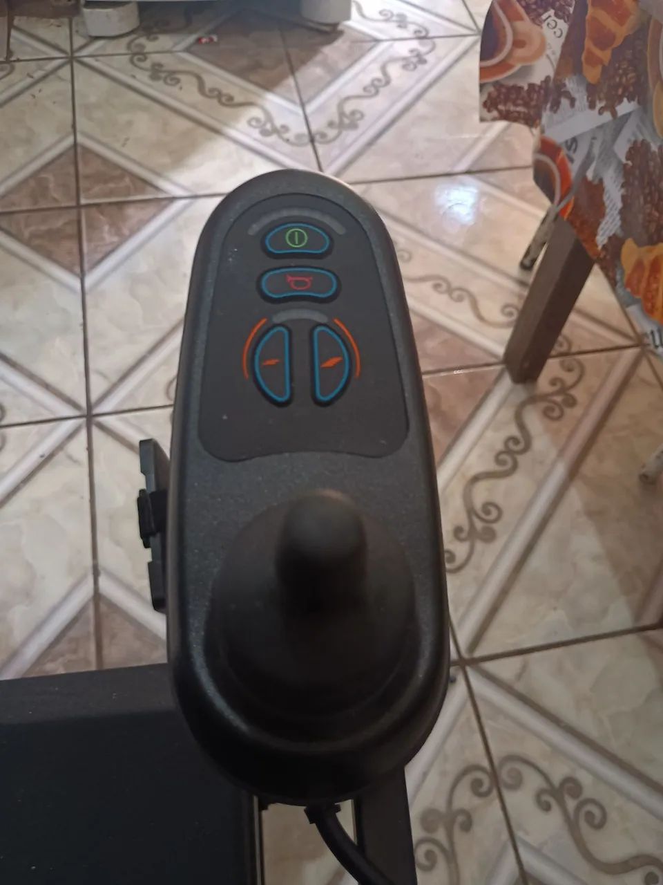 Cadeira de rodas elétrica  - Foto 6