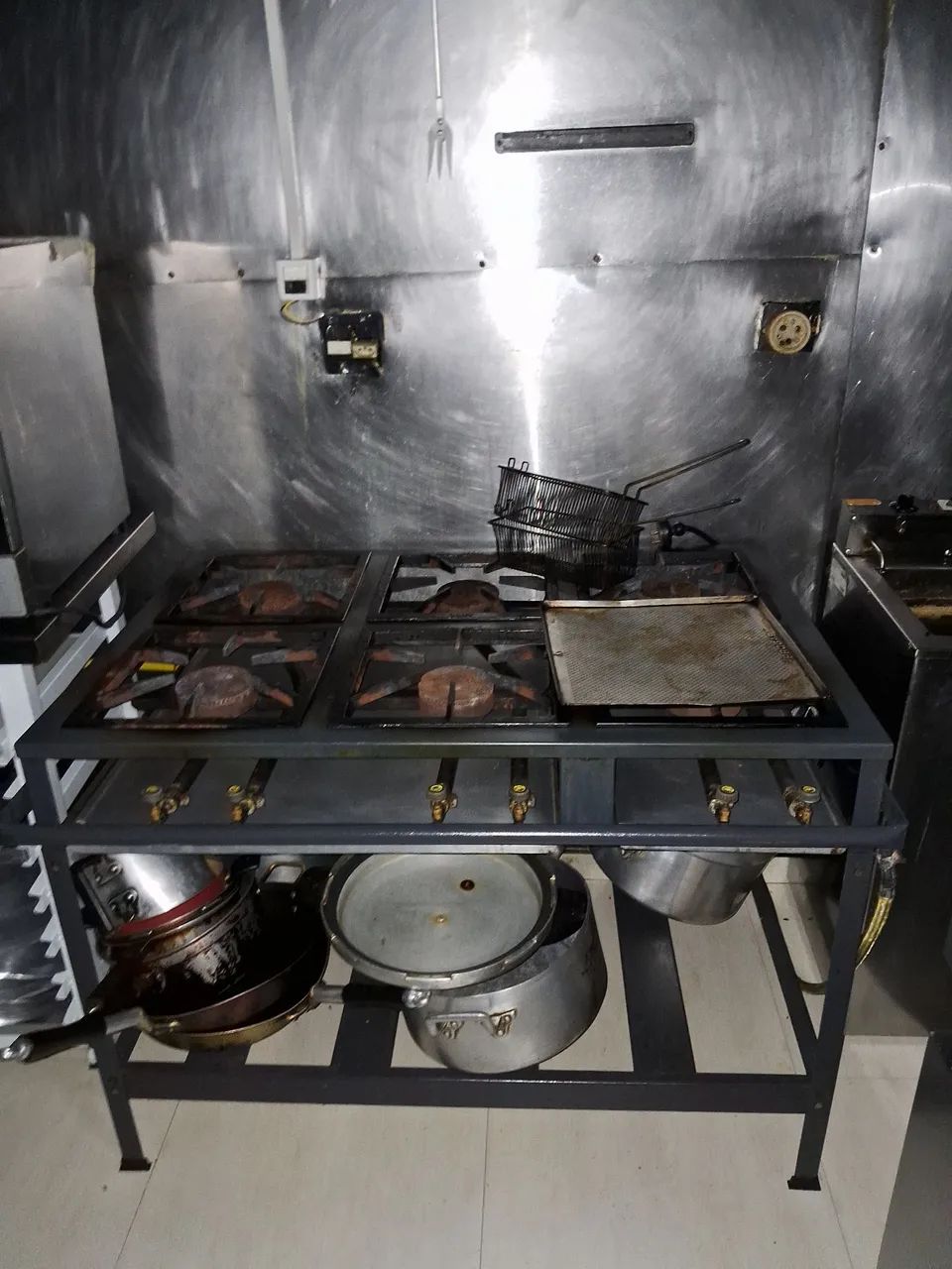 Vendo instalações  para restaurante e alugo sala - Foto 5