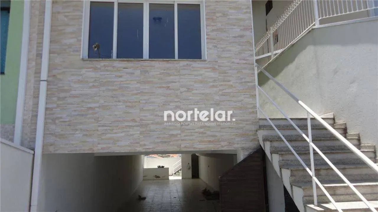 Sobrado à venda no Parque São Domingos