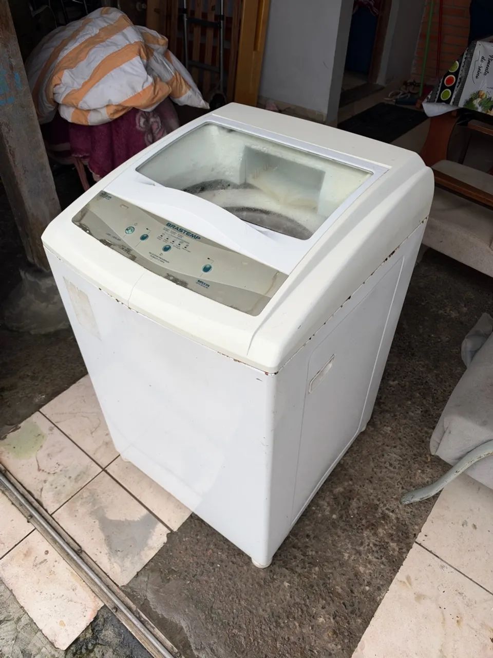Máquina lavar com defeito 