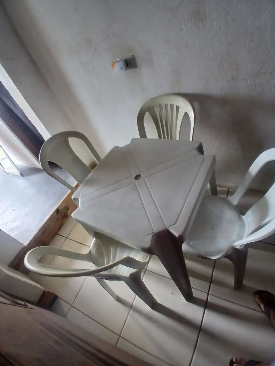 Conjunto de mesa e cadeira  - Foto 2