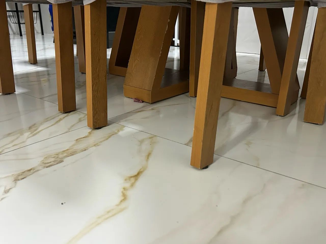 Mesa de 6 cadeiras  - Foto 2