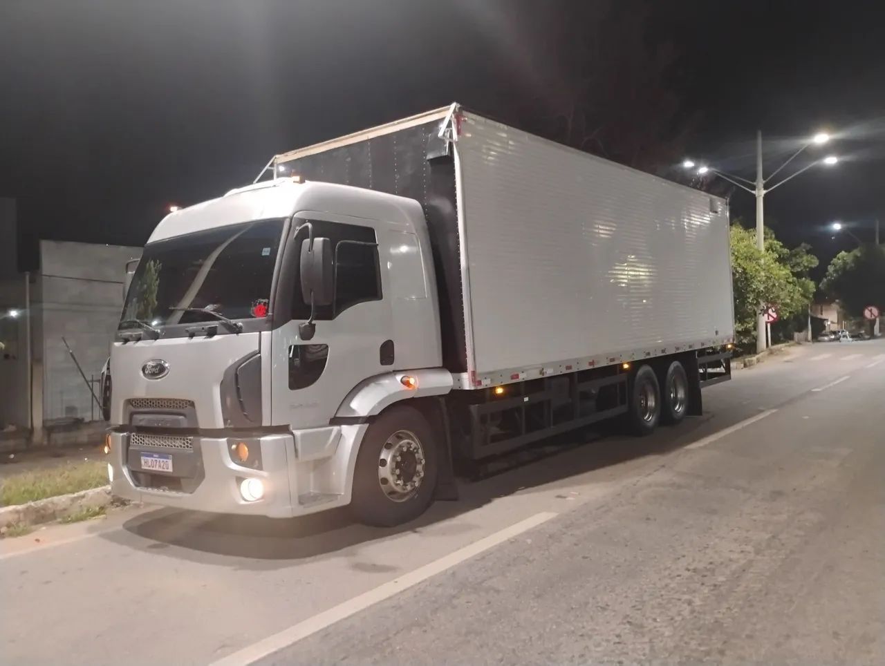 FORD CARGO 2422e 2012 - Foto 2