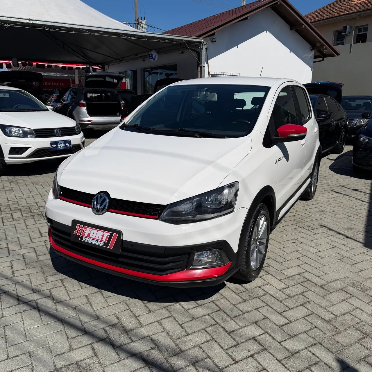 Volkswagen Fox Pepper 1.6 Flex 16V 5P 2016 - Foto 4