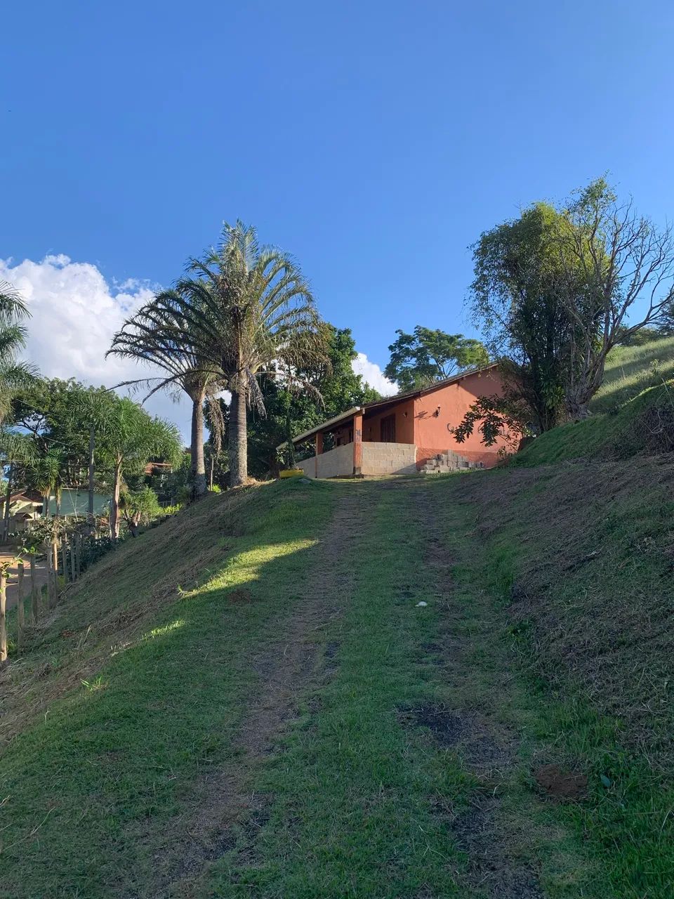 Sítio com casa 2200m2