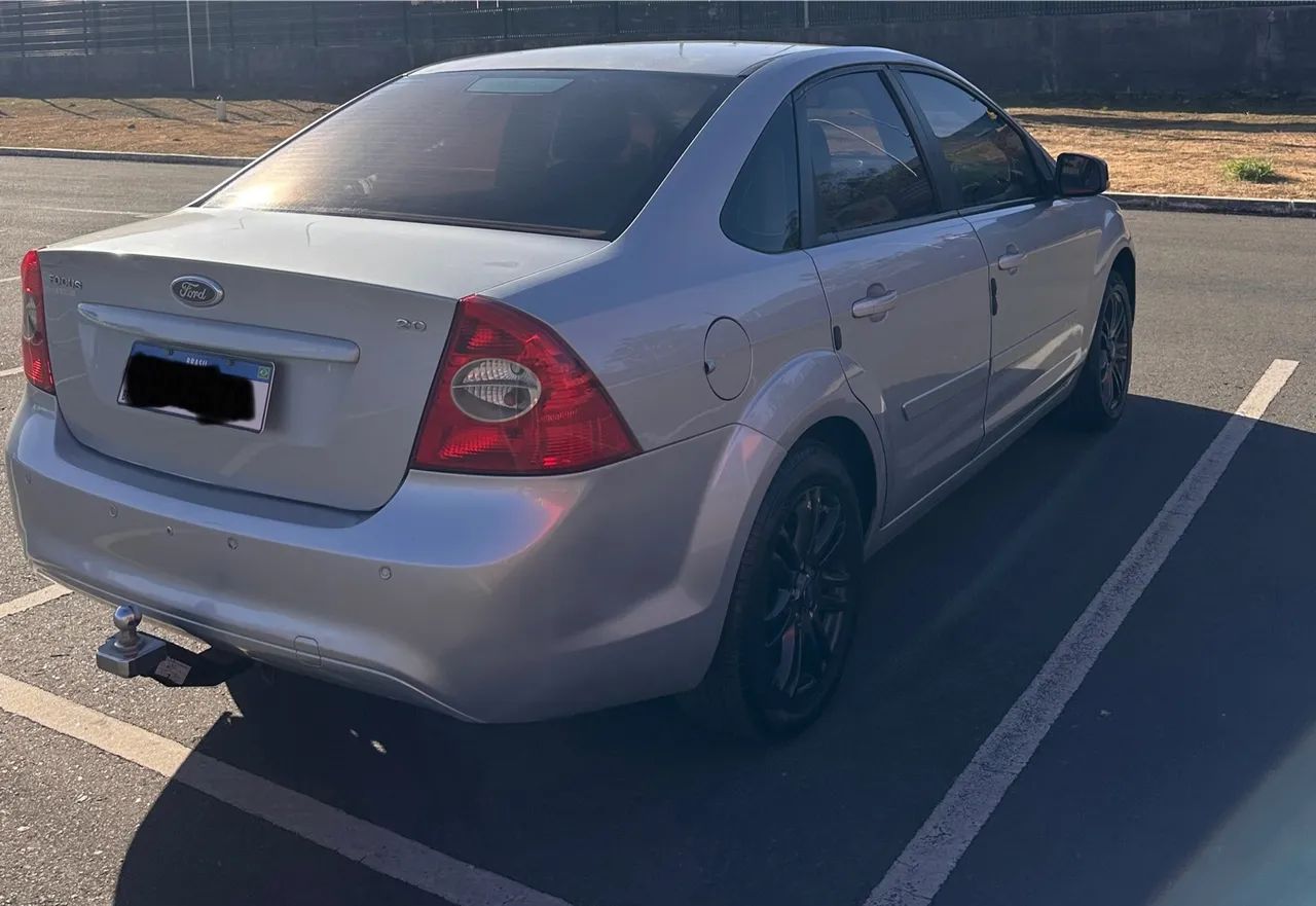 Ford Focus Focus Sedan 2.0 16V/2.0 16V Flex 4p 2012