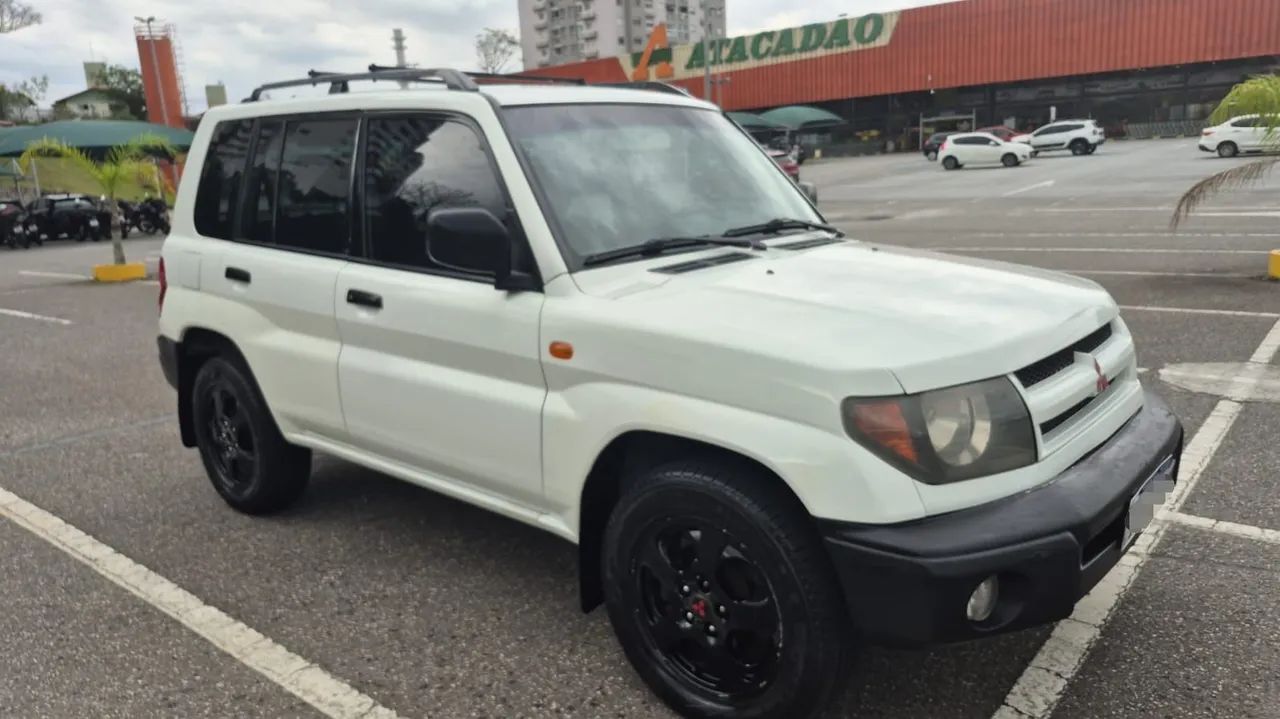 Mitsubishi Pajero IO Aut. 2001 - Foto 2
