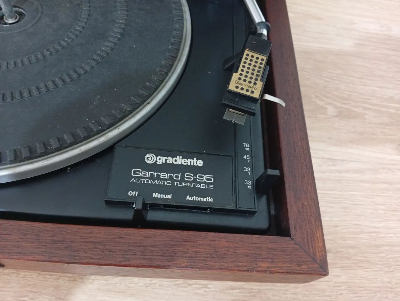 Toca discos GRADIENTE GARRARD S-95. - Foto 3