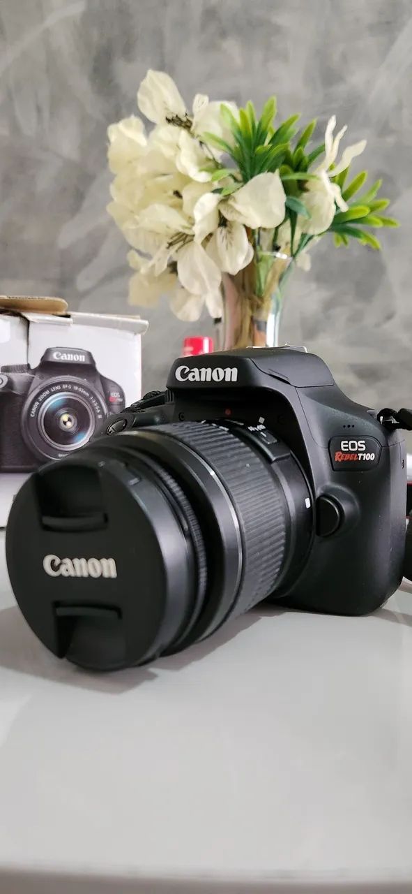 Canon T100 com lente 18-55mm Wifi
