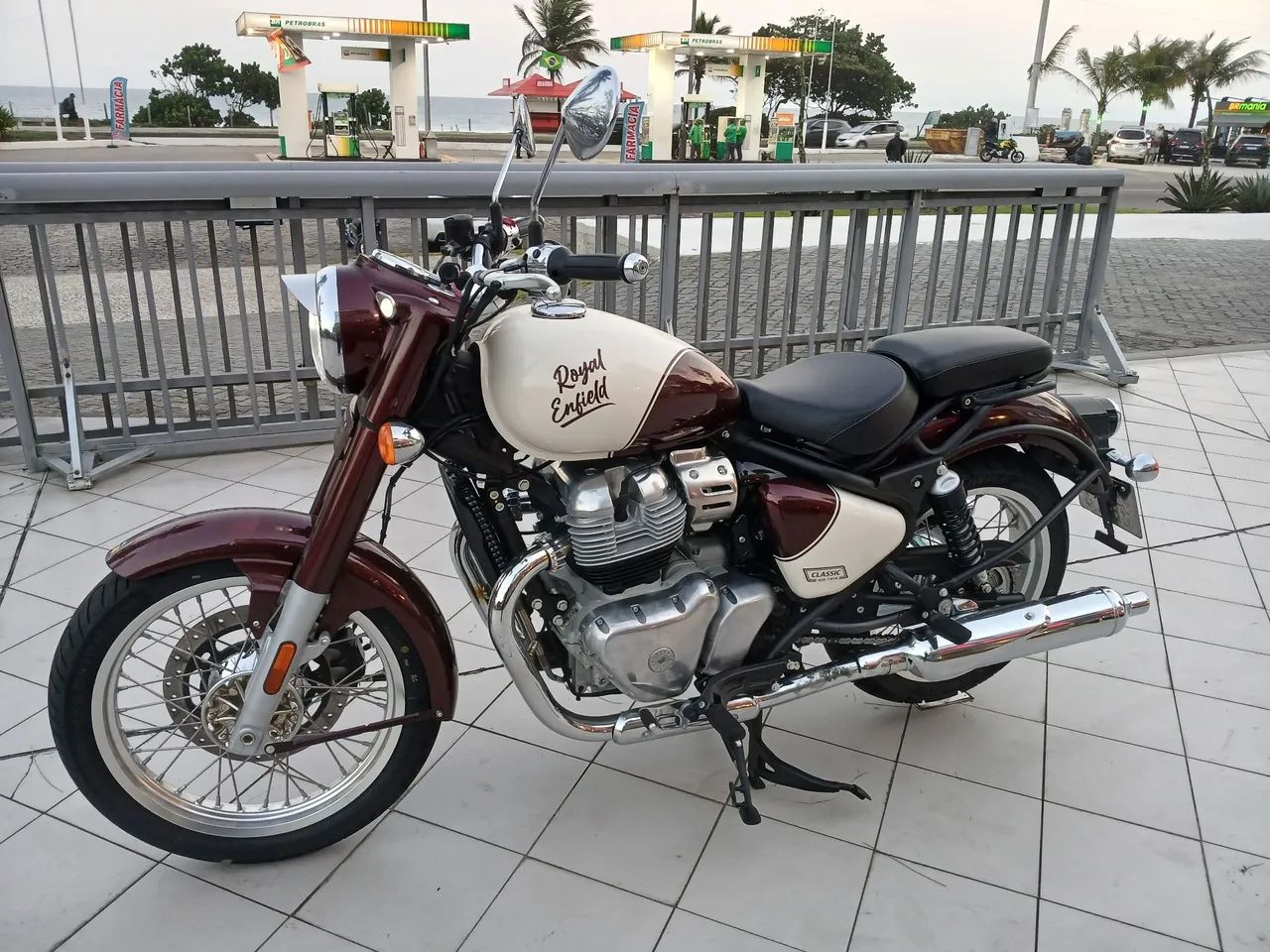 CLASSIC 650 CC VALLAM RED  2026.  EDSON.  - Foto 4