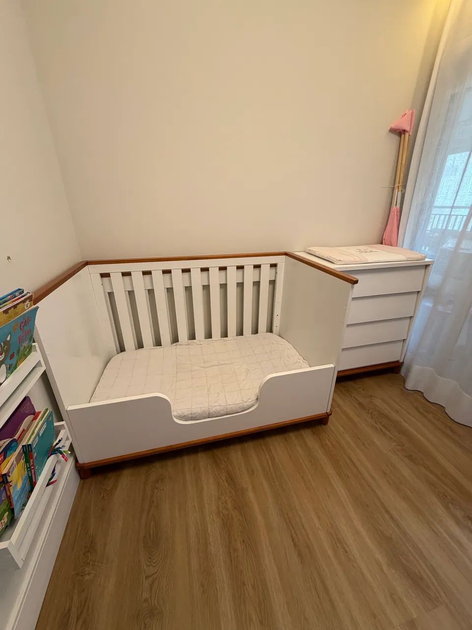 Berço 3 em 1 + Cômoda 