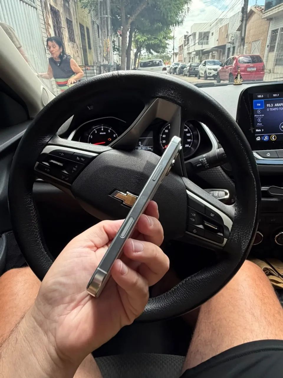 iPhone 16 Pro Max - 1 ano de uso - 98% Bateria  - Foto 3