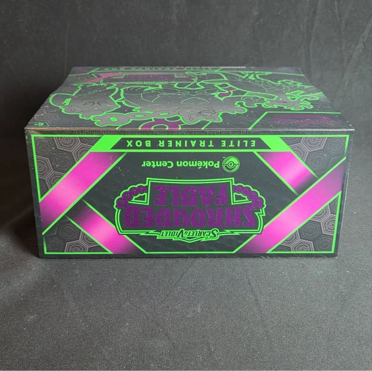 POKÉMON SHROUDED FABLE ? POKÉMON CENTER ELITE TRAINER BOX - Foto 4
