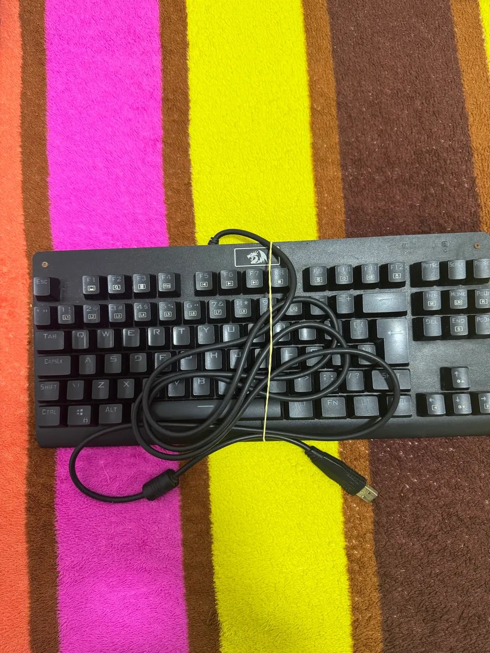 Vendo 2 teclado gamer - Foto 4