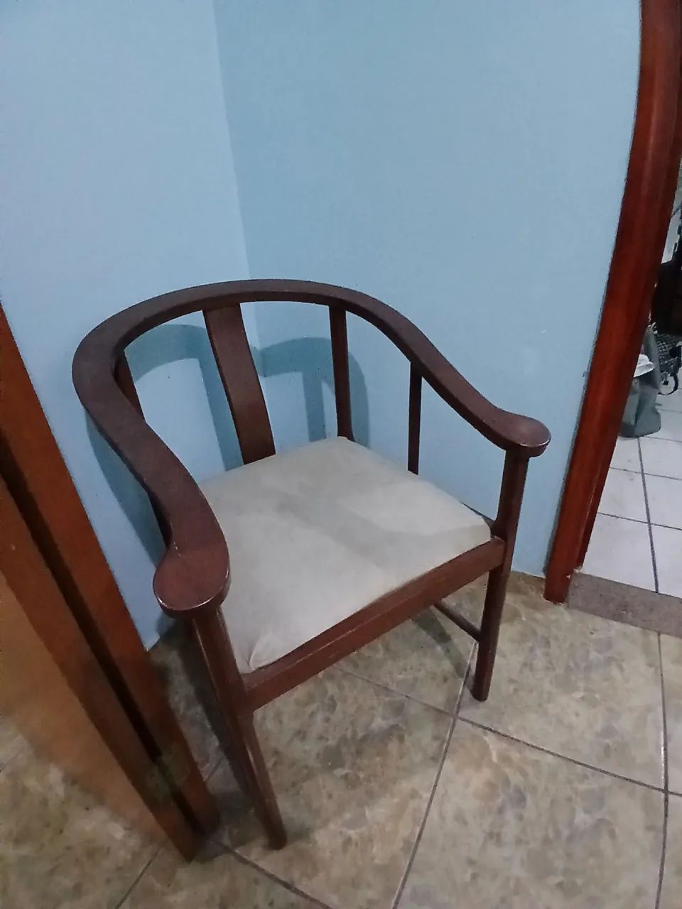 Cadeira de madeira 