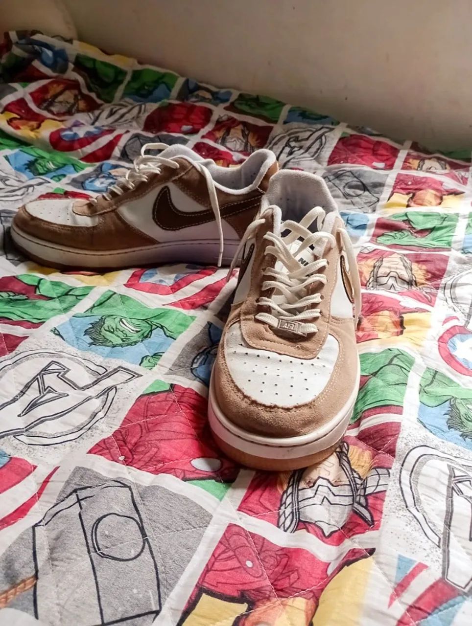 Nike Air Force 1 Bege/Branco